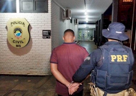 Homem é preso em Dourados com 92 quilos de cocaína em SUV de luxo