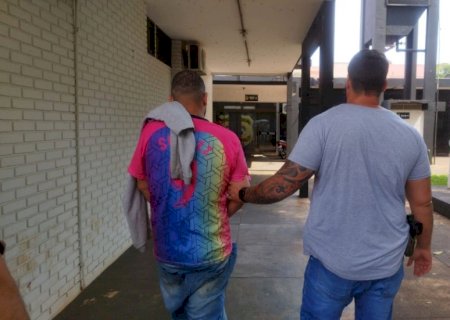 Integrante do PCC é flagrado submetendo a ex a “tribunal do crime”