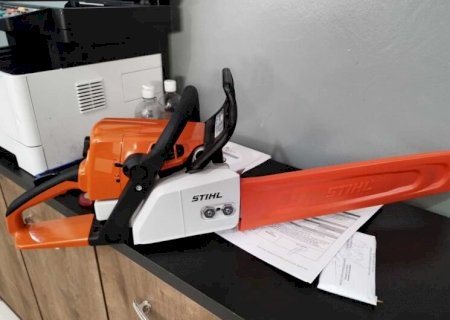 Homem invade empresa rouba item, danifica carros e vai preso