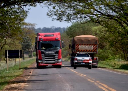 Lia Nogueira pede por rodovias estaduais