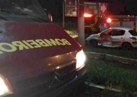 Embriagado, homem é preso após provocar acidente e ameaçar guardas em Dourados