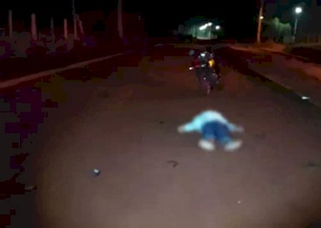 Motociclista morre ao cair em trecho de obras e quebrar o pescoço