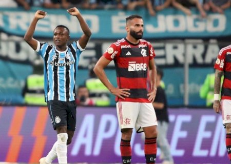 A provocação que jogador do Botafogo fez ao Flamengo após derrota para o Grêmio