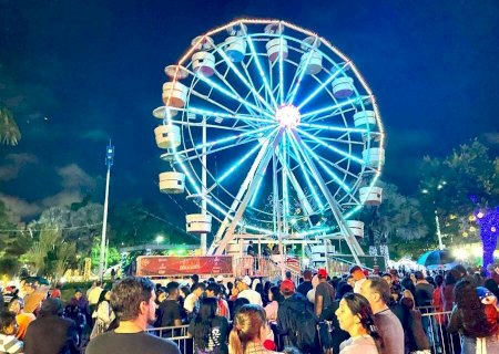 Prefeitura divulga nota oficial garantindo segurança de roda gigante