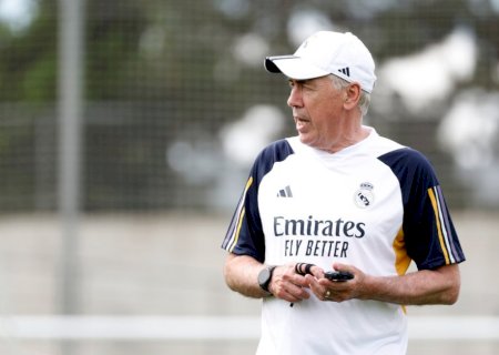 Ancelotti diz ter orgulho do interesse do Brasil, mas nega qualquer acerto