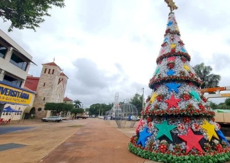 Dourados Brilha 2023 começa neste sábado na Praça Antônio João