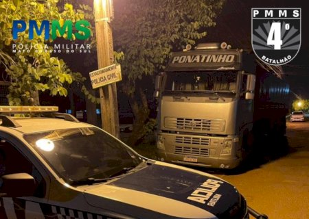 Ação conjunta recupera carreta roubada e prende bandido em Ponta Porã