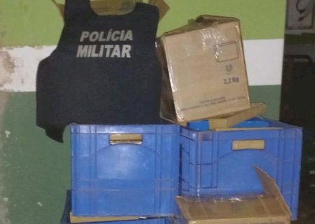 Homem é preso ao levar combustível para carro com 348 quilos de maconha