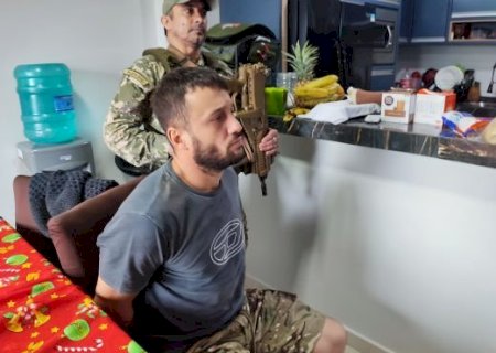 Acusado de fornecer armas para facção no Brasil é preso no Paraguai