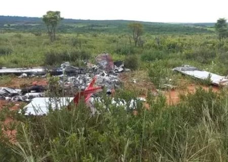 Avião do tráfico queimado na fronteira tinha matrícula brasileira