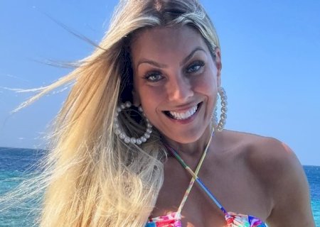 Renata Fan impressiona ao exibir corpaço nas Maldivas: 'Lindíssima'