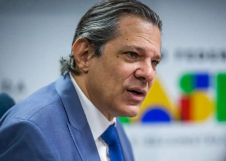Haddad cobra votação do fim dos supersalários: ‘Começar pelo andar de cima’