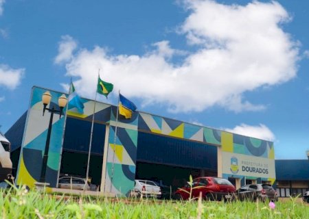 Prefeitura nomeia 325 profissionais da Saúde e Educação