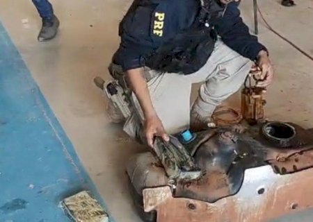 PRF apreende quase 50 quilos de cocaína em tanque de combustível