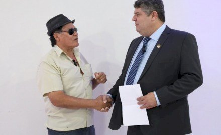 Rodoviária de Dourados deixa de cobrar taxas e pedágios de idosos