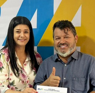 Carlos Bernardo troca o MDB pelo União Brasil