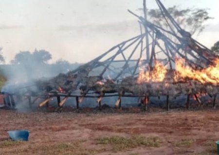 Incêndio destrói casa de reza em comunidade indígena de Caarapó