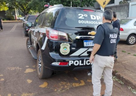 Mulher apontada pela polícia como distribuidora de drogas em Dourados tem prisão decretada