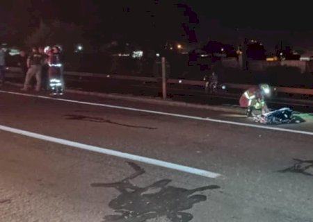 Ciclista morre atropelado por carro na BR-163 em Dourados
