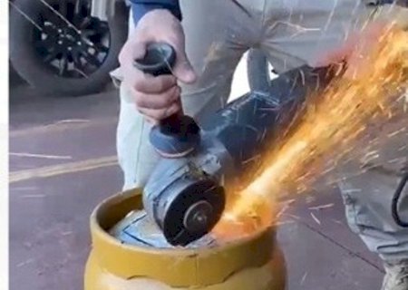 Boliviana levava 12,7 quilos de cocaína em botijão de gás em ônibus