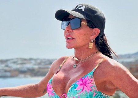 Sem filtro, Gretchen se exibe na Grécia e choca: 'Esse é meu resultado'