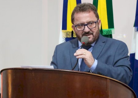 Laudir cobra implantação de escovódromos em unidades de ensino