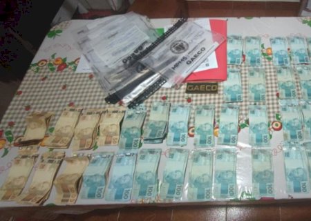 Em operação que investiga superfaturamento em prefeitura de Douradina Gaeco apreende R$ 180 mil
