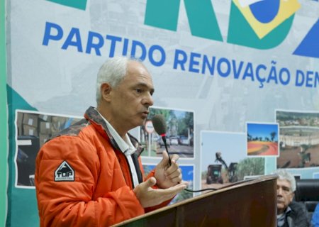 Com discurso crítico, PRD lança pré-candidatura de Júnior Teixeira