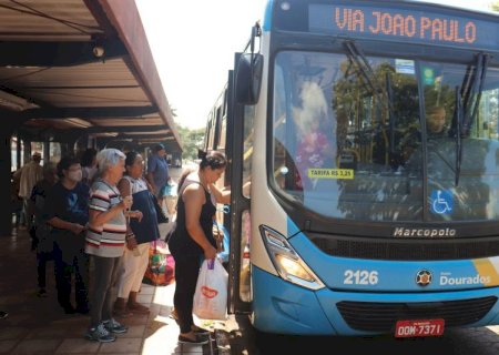 Prefeitura disponibiliza ônibus gratuito para a Festa Junina de Dourados 2024
