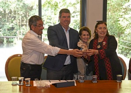 Governo recebe delegação do Paraguai para expandir ligações comerciais