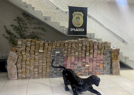 Homem e mulher são presos com quase 700 quilos de cocaína avaliados em R$ 35 milhões