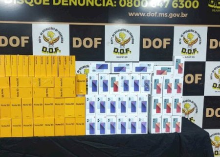 DOF apreende carreta com meio milhão de reais em contrabando