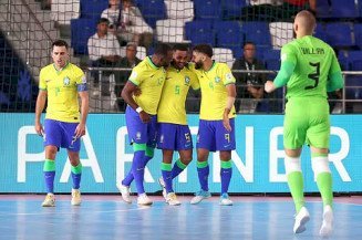 Brasil vence Costa Rica e vai às quartas de final da Copa do Mundo de Futsal