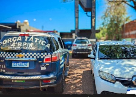 Sandero roubado no Rio de Janeiro é apreendido na linha internacional