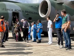 Sétimo voo da FAB com 82 repatriados do Líbano chega a São Paulo