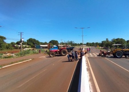 Sem acordo, rodovia Dourados-Itaporã continua bloqueada