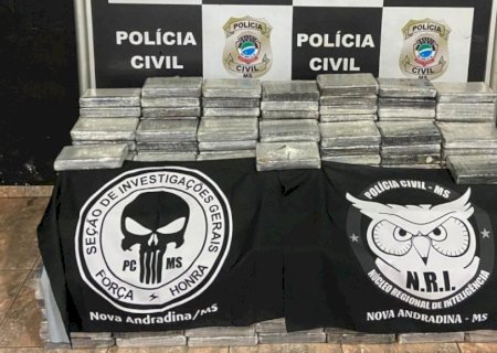 Polícia encontra 550 quilos de cocaína em carga de frango congelado