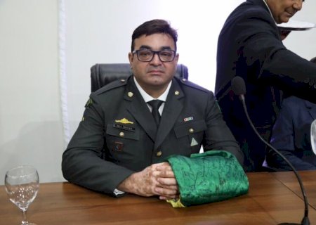 Sargento Prates visita UBS Seleta em busca de melhorias no atendimento à população