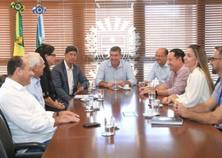 Riedel é informado que Hospital do Amor em Dourados segue para última etapa da obra