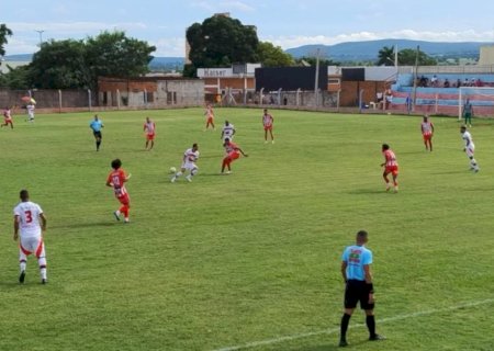Coxim vence a primeira e interrompe reação do Águia Negra