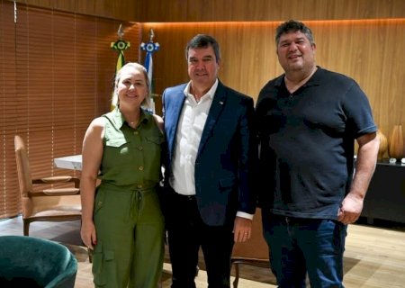 Liandra e Yuri Reafirmam Compromisso de Riedel com a Reconstruçâo de Dourados