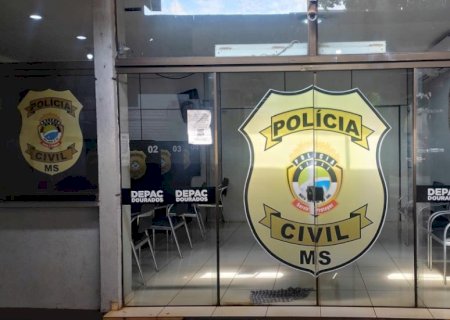 Homem é preso por porte de drogas e agressão a policiais militares em Dourados