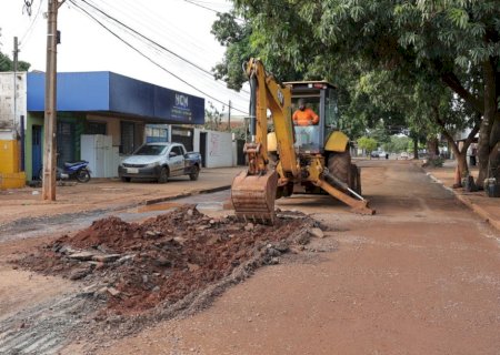 Prefeitura aproveita estiagem e acelera serviços de tapa-buraco em quatro frentes