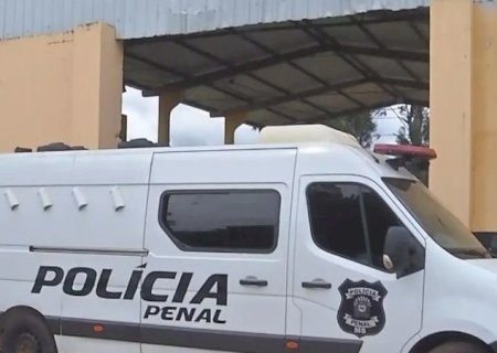 Depois do muro, agora cai portão do presídio de Ponta Porã
