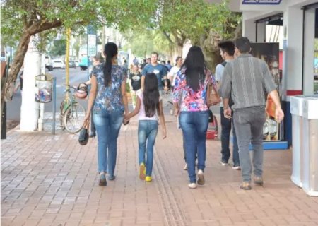 Comércio de Dourados deve faturar R$ 36 milhões com o Dia das Mães