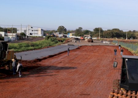 Duplicação da Aziz Rasselen avança ao lado do Parque Antenor Martins