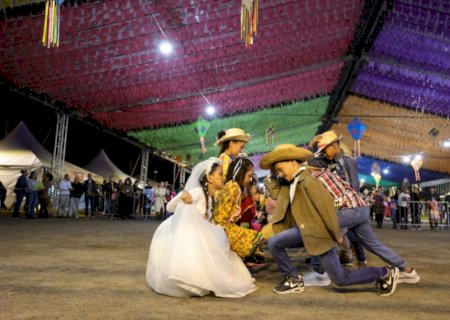 Criatividade e ritmos nas quadrilhas abrilhantam o 2º dia da Festa Junina