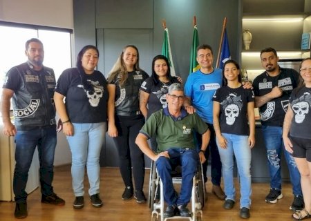 Alex Cadeirante e Marçal se reúnem com moto-clubes