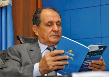 Lei de Zé Teixeira deve proibir plantio de espécie invasora em Mato Grosso do Sul