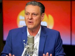 Selic a 15% é inadmissível, diz Carlos Fávaro